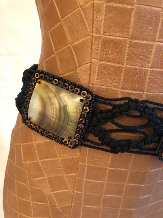 NWOT Embellished Abalone & Macrame Belt display picture 1